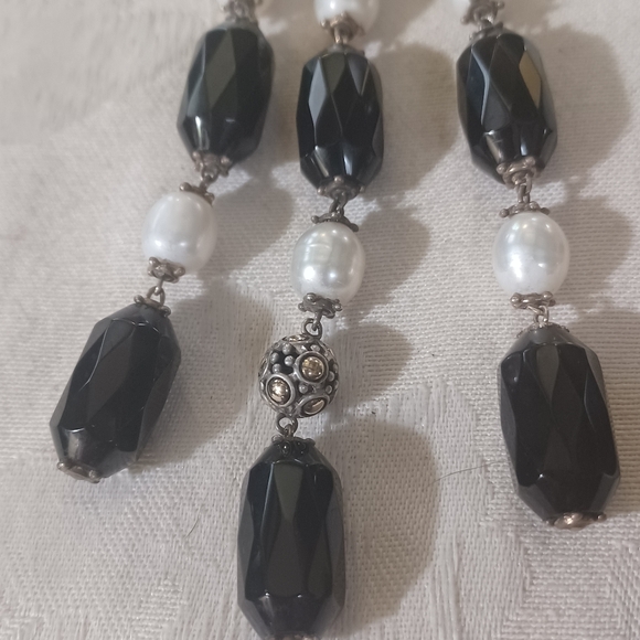 John Hardy Jaisalmer Onyx and Pearl 3 Strand Drop Necklace, SS & 18k - Picture 13 of 14